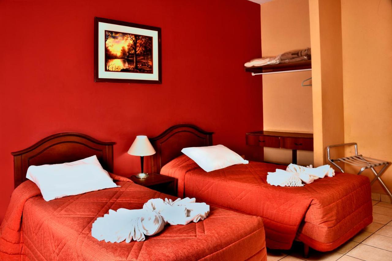 Cesar'S Tropical Hotel Villa Tunari Kültér fotó