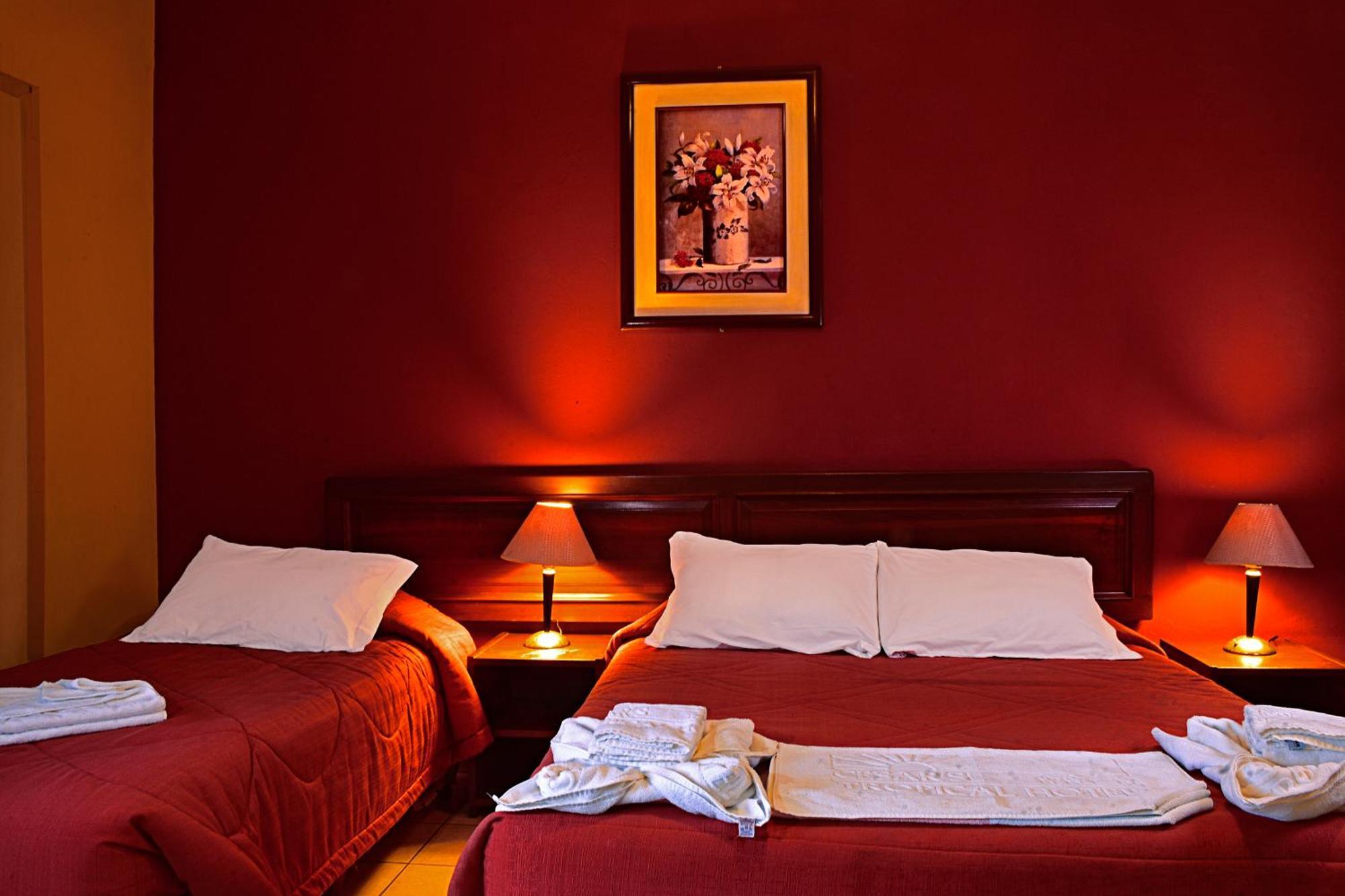 Cesar'S Tropical Hotel Villa Tunari Kültér fotó